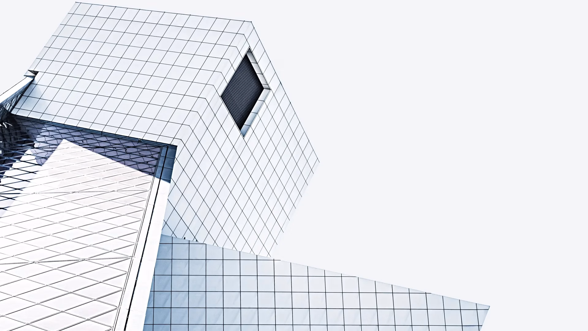 Facilitating Construction 5.0 for Smart, Sustainable and Resilient Buildings: Opportunities and Challenges for Implementation