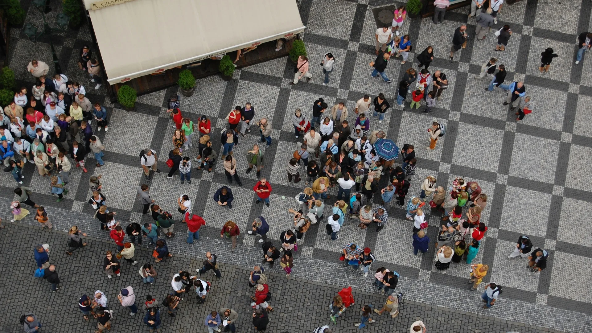 Transitions to Democracy in Southern and Eastern Europe