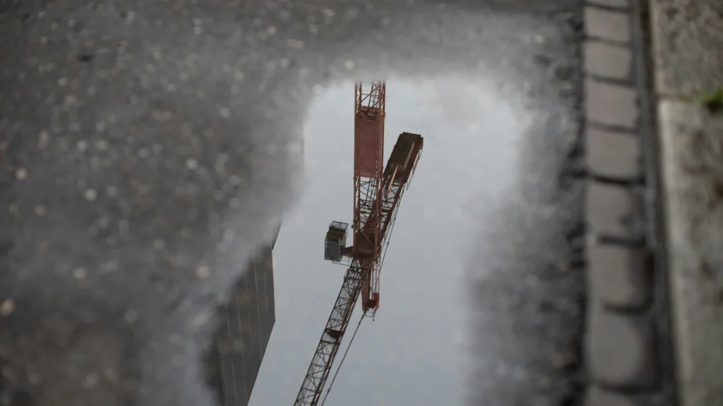 Towards Circular and more Sustainable Buildings: A Systematic Literature Review on the Circular Economy in the Built Environment